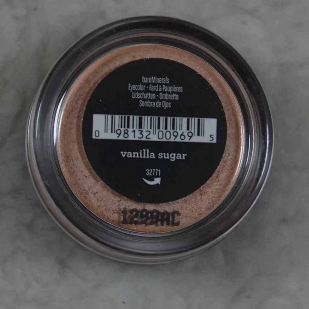 Bareminerals eye color- Vanilla Sugar, brand new and factory sealed